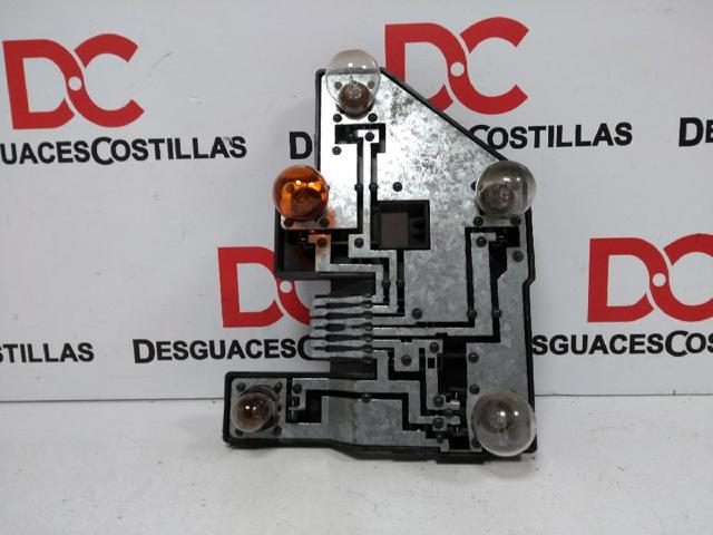 Lampa zespolona tylna lewa 90568047 OPEL