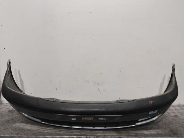 Zderzak przedni 90580620 OPEL