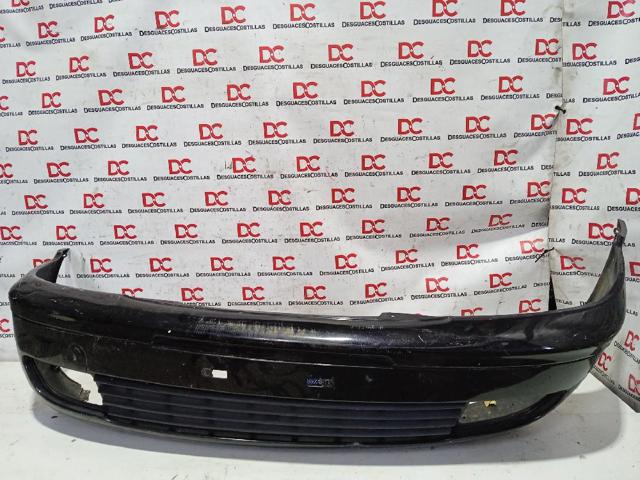 Zderzak przedni 90580620 OPEL