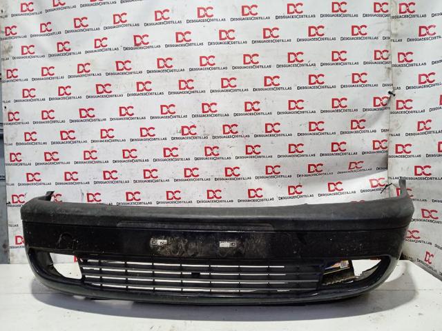 Zderzak przedni 90580620 OPEL