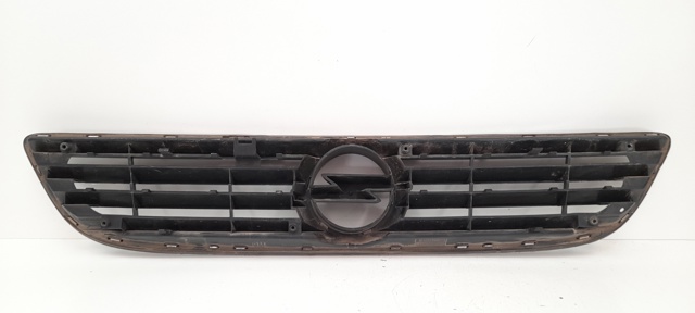 Atrapa chłodnicy Opel Zafira F75