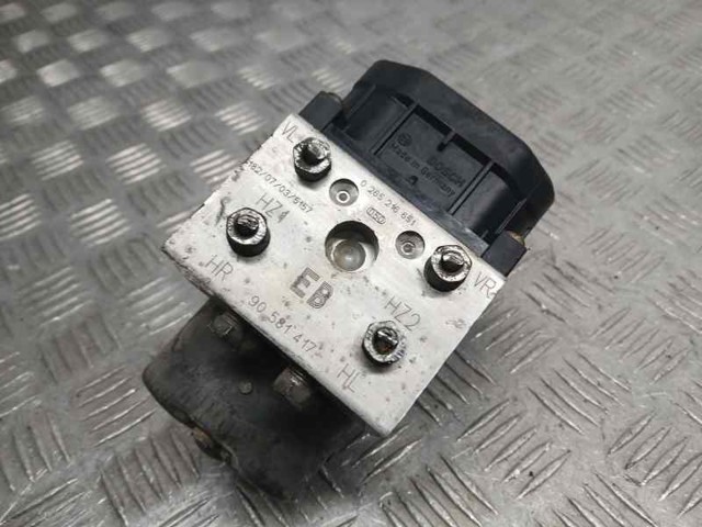 Sterownik ABS  hydrauliczny 90581417 OPEL