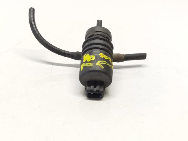 Pompka spryskiwacza szyby przedniej 90585762 OPEL