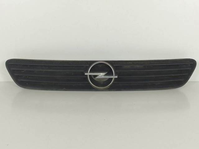 Atrapa chłodnicy 90588120 OPEL