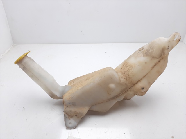 Zbiorniczek spryskiwacza szyb 90589332 OPEL
