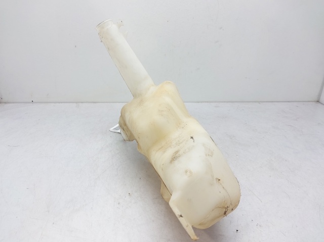 Zbiorniczek spryskiwacza szyb 90589332 OPEL
