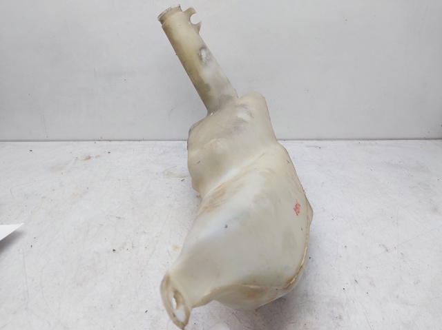 Zbiorniczek spryskiwacza szyb 90589332 OPEL