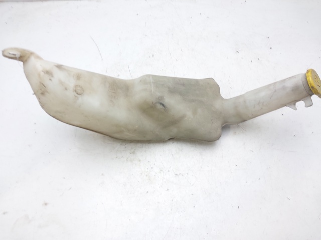 Zbiorniczek spryskiwacza szyb 90589332 OPEL