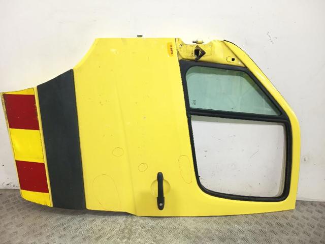 Drzwi przednie lewe 9067200005 MERCEDES