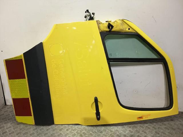 Drzwi przednie lewe 9067200005 MERCEDES