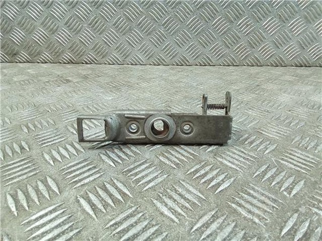 Zamek maski 9067500450 MERCEDES