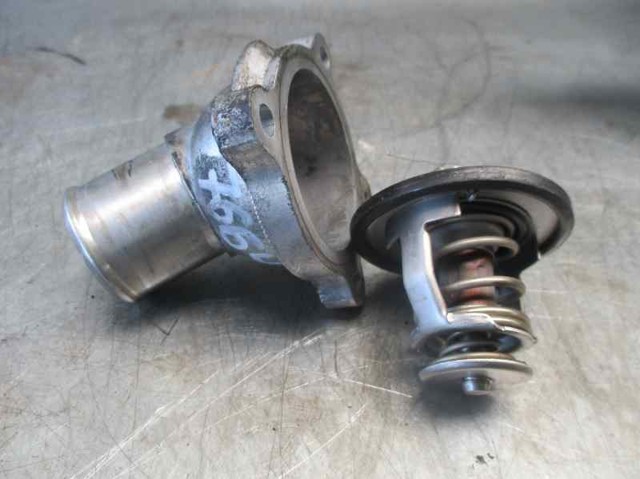 Termostat Toyota Auris