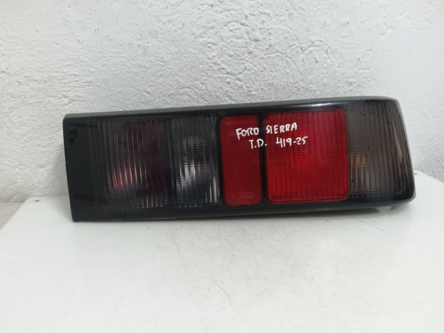 Lampa zespolona tylna prawa do Ford Sierra GBG, GB4