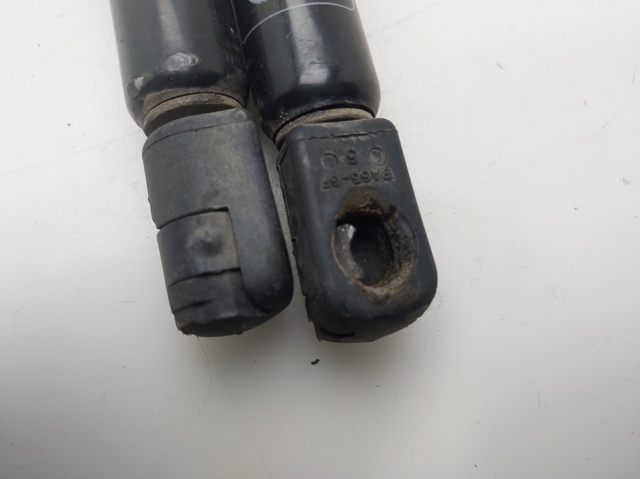 Amortyzator klapy bagażnika (3/5 drzwi-tylnych) 91163328 OPEL