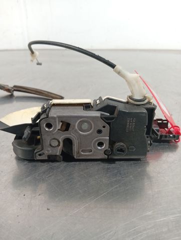 Kupić Zamek drzwi przednich prawych Opel Vivaro  J7 w dobrej cenie