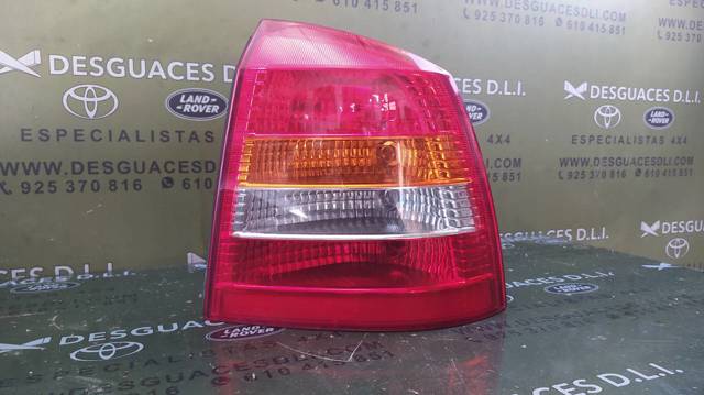 Lampa zespolona tylna prawa 9117441 OPEL