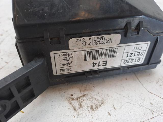 Skrzynka bezpieczników Hyundai Tucson 1 JM