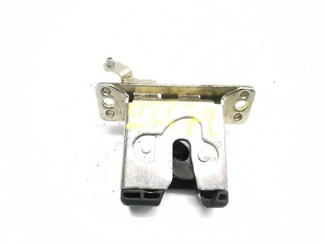 Zamek klapy bagażnika (3/5 drzwi tylnych) 9130569 OPEL
