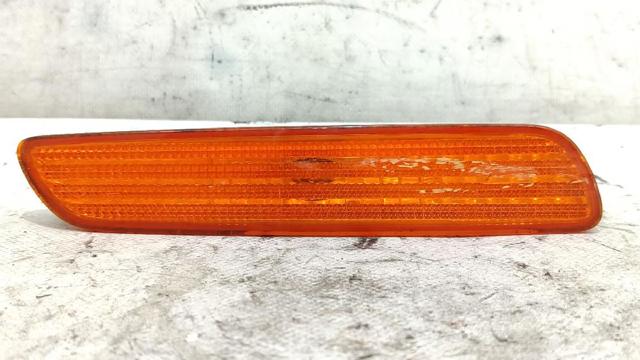 Powtarzacz kierunkowskazu na błotniku Volvo V40 VW