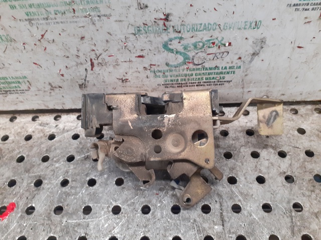 Zamek drzwi przednich lewych 913599 PEUGEOT