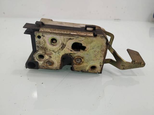 Zamek drzwi przednich lewych 913599 PEUGEOT