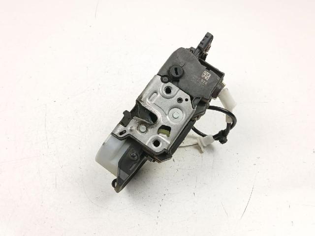 Zamek drzwi przednich lewych 9135CN PEUGEOT