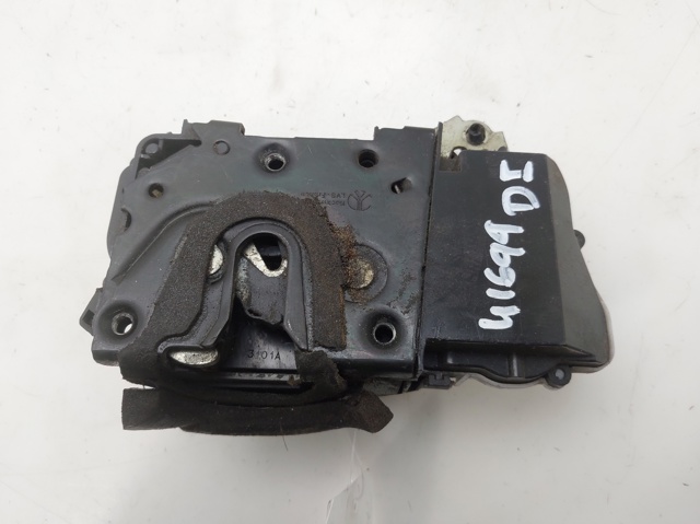 Zamek drzwi przednich lewych 9135G3 PEUGEOT