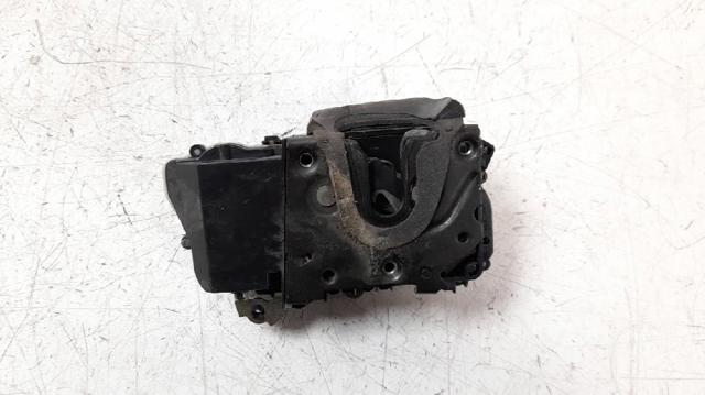 Zamek drzwi przednich lewych 9135G3 PEUGEOT