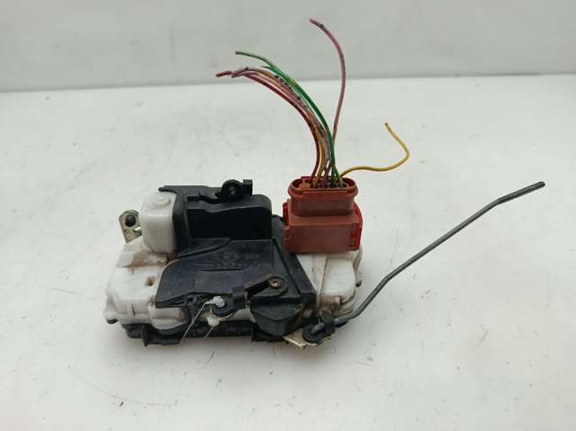 Zamek drzwi przednich lewych 9135G3 PEUGEOT