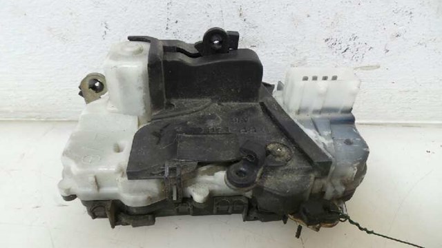 Zamek drzwi przednich lewych 9135G3 PEUGEOT