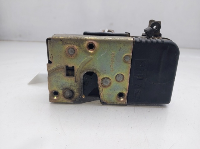 Zamek drzwi przednich lewych 9135H2 PEUGEOT