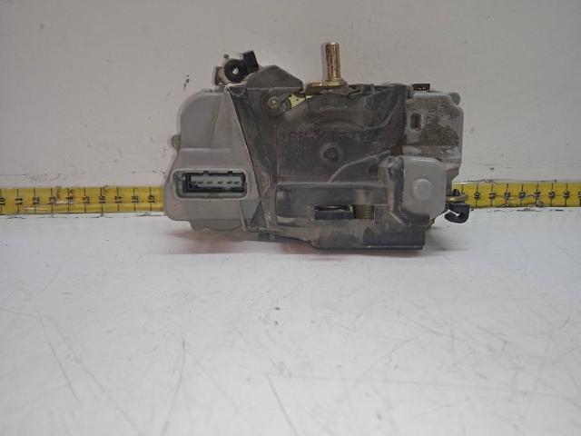 Zamek drzwi przednich lewych 9135H5 PEUGEOT