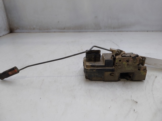 Zamek drzwi przednich lewych 9135H6 PEUGEOT
