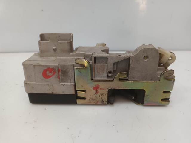 Zamek drzwi przednich lewych 9135J1 PEUGEOT