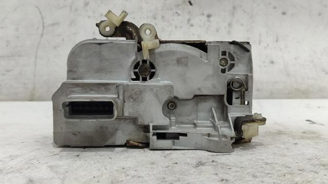 Zamek drzwi przednich lewych 9135J1 PEUGEOT