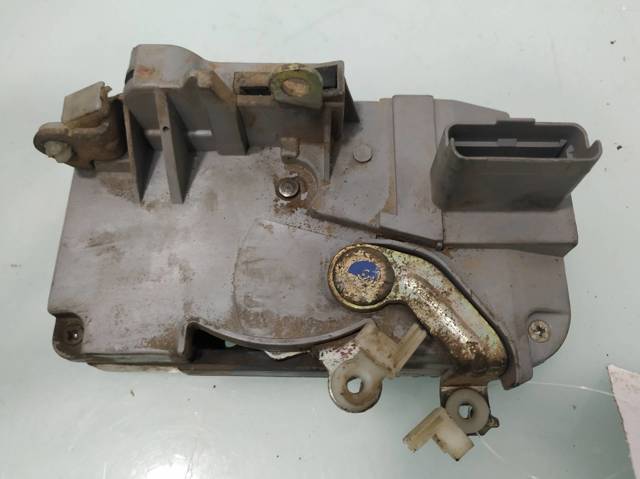 Zamek drzwi przednich lewych 9135J1 PEUGEOT