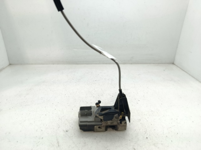 Zamek drzwi przednich lewych 9135L0 PEUGEOT