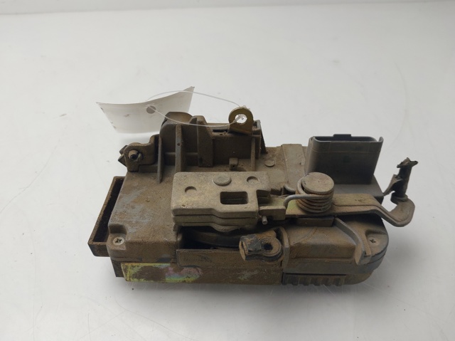Zamek drzwi przednich lewych 9135L4 PEUGEOT