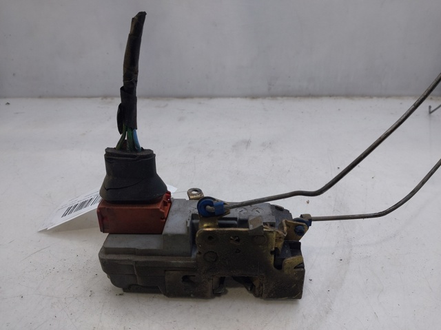 Zamek drzwi przednich lewych 9135P1 PEUGEOT