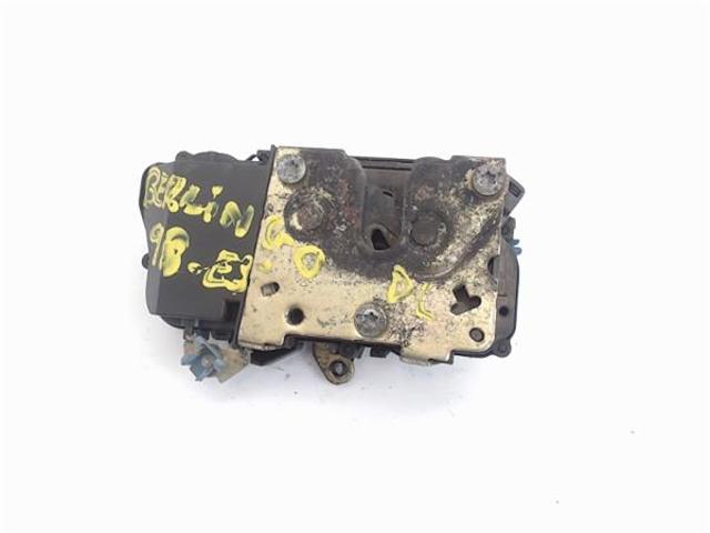 Zamek drzwi przednich lewych 9135P1 PEUGEOT