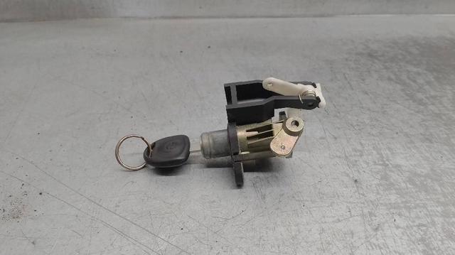 913652 Opel