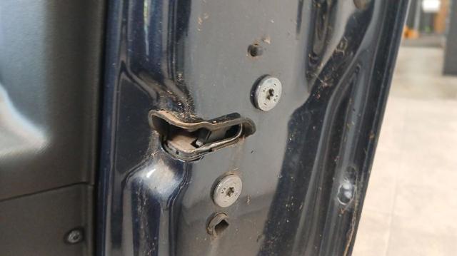 Zamek drzwi przednich prawych 9136ES PEUGEOT