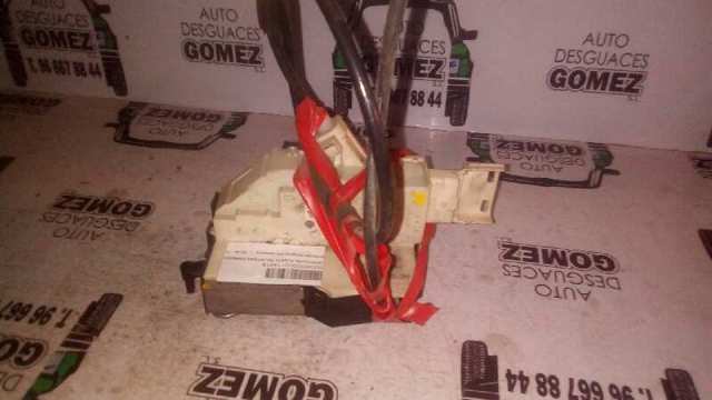 Zamek drzwi przednich prawych 9136ES PEUGEOT