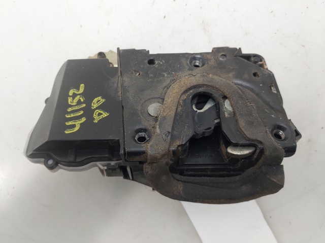 Zamek drzwi przednich prawych 9136H3 PEUGEOT