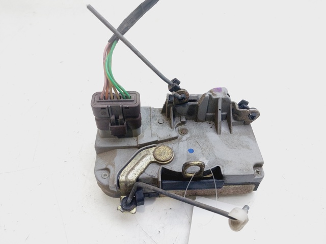Zamek drzwi przednich prawych 9136J1 PEUGEOT
