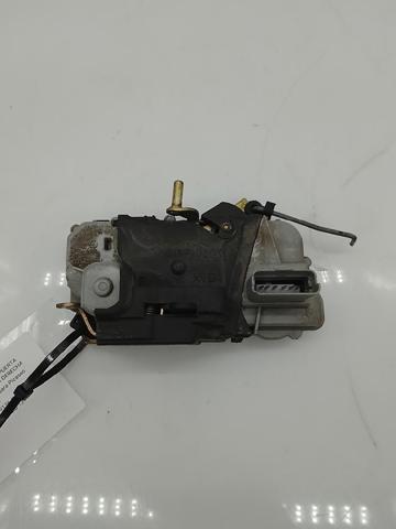 Zamek drzwi przednich prawych 9136J3 PEUGEOT