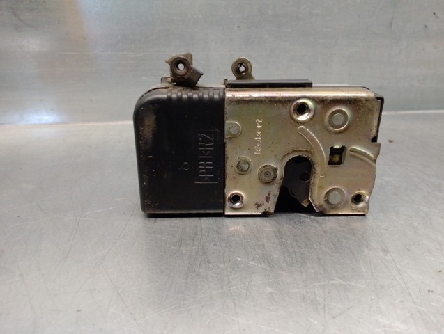Zamek drzwi przednich prawych 9136J6 PEUGEOT