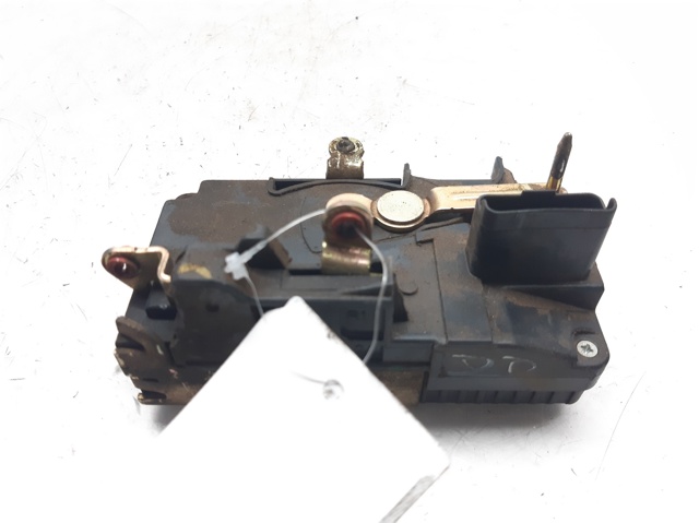 Zamek drzwi przednich prawych 9136J7 PEUGEOT