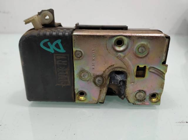 Zamek drzwi przednich prawych 9136J9 PEUGEOT