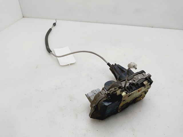 Zamek drzwi przednich prawych 9136L2 PEUGEOT